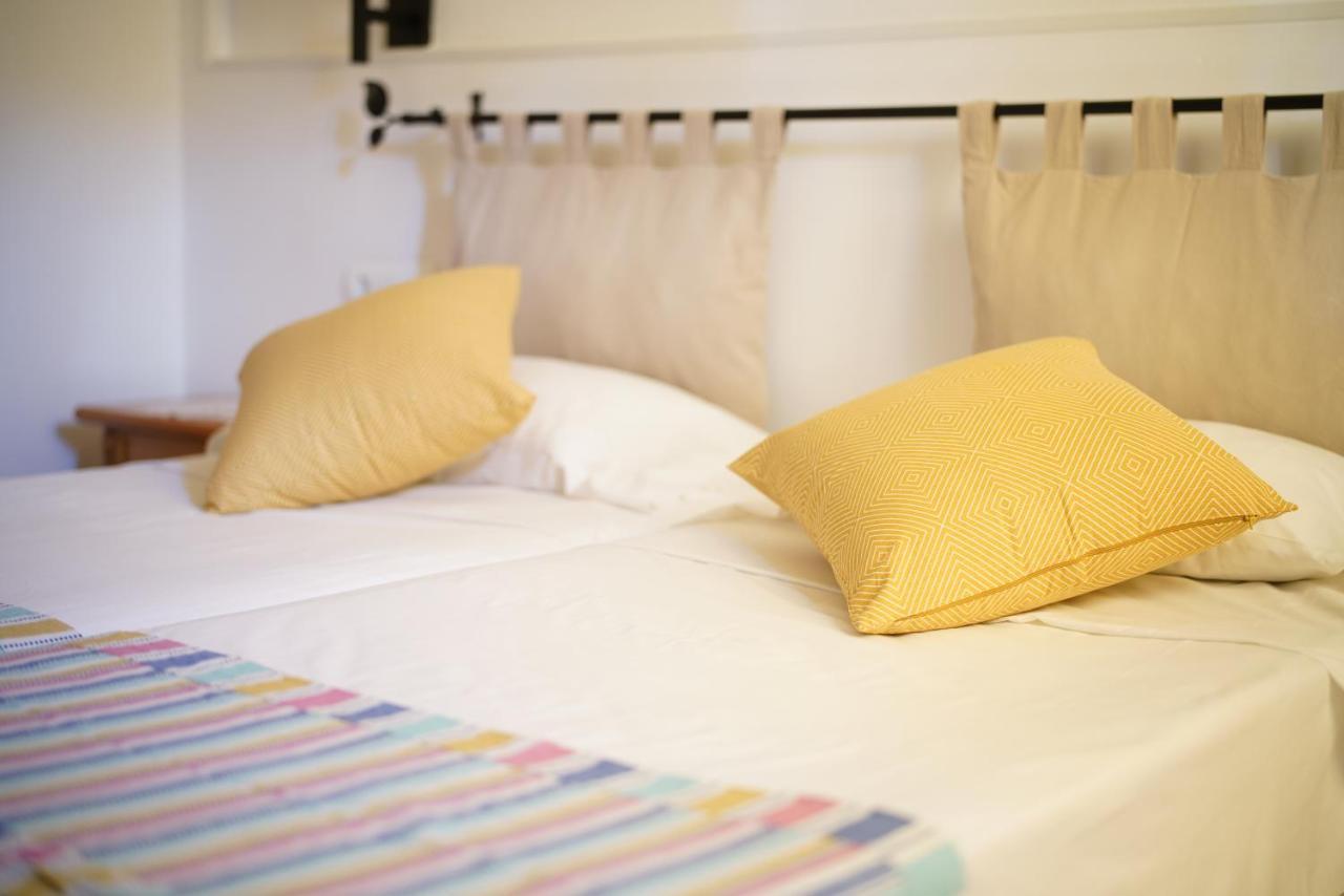 Hostal Yebisah سانتا أيُلاريا ذيس ريو المظهر الخارجي الصورة