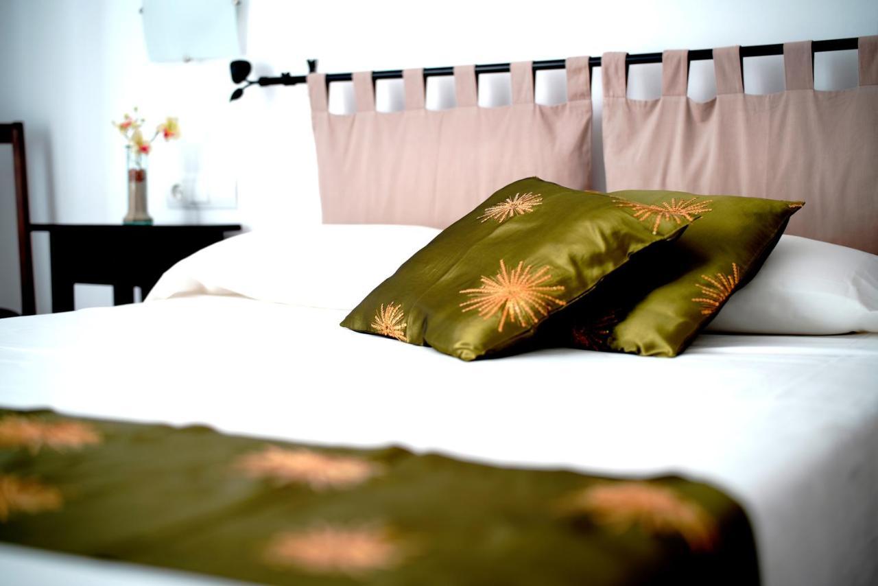 Hostal Yebisah سانتا أيُلاريا ذيس ريو المظهر الخارجي الصورة