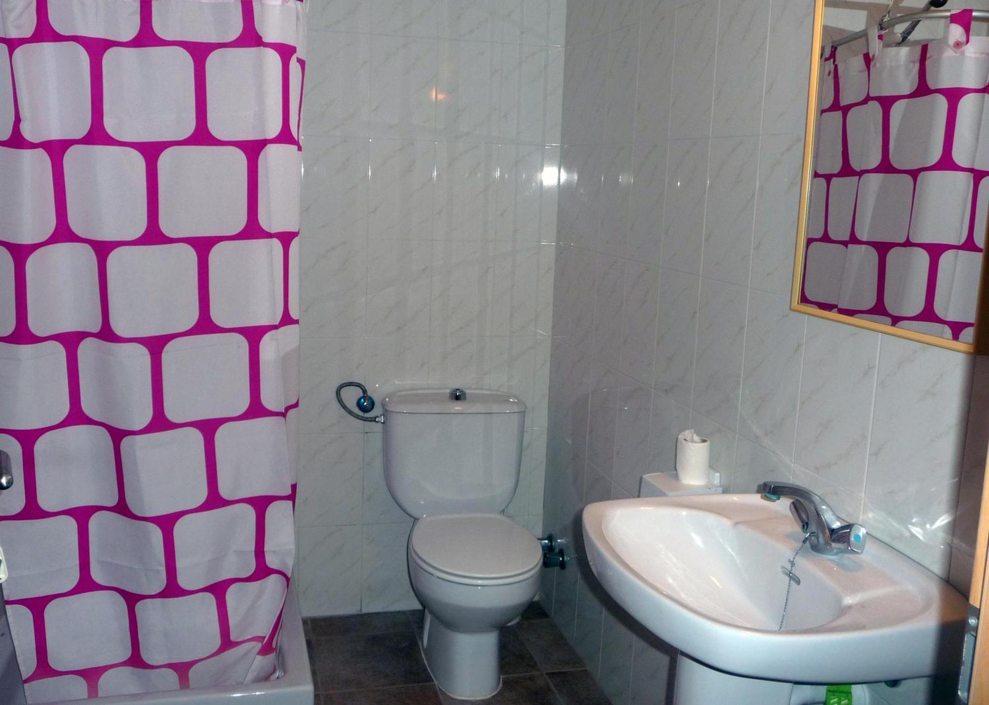 Hostal Yebisah سانتا أيُلاريا ذيس ريو الغرفة الصورة