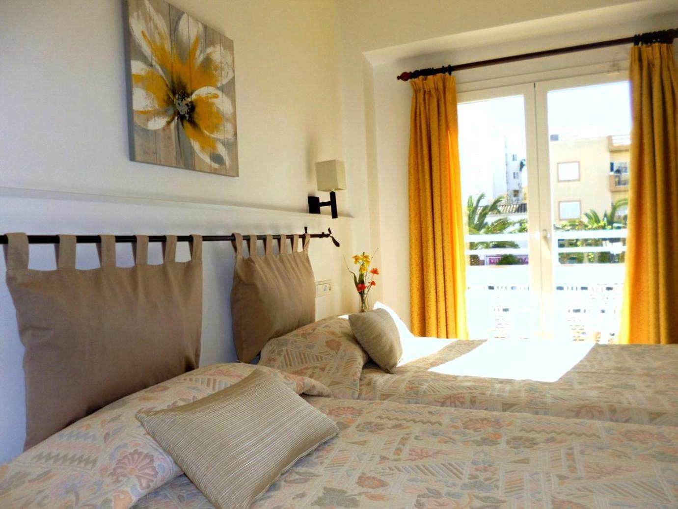 Hostal Yebisah سانتا أيُلاريا ذيس ريو المظهر الخارجي الصورة